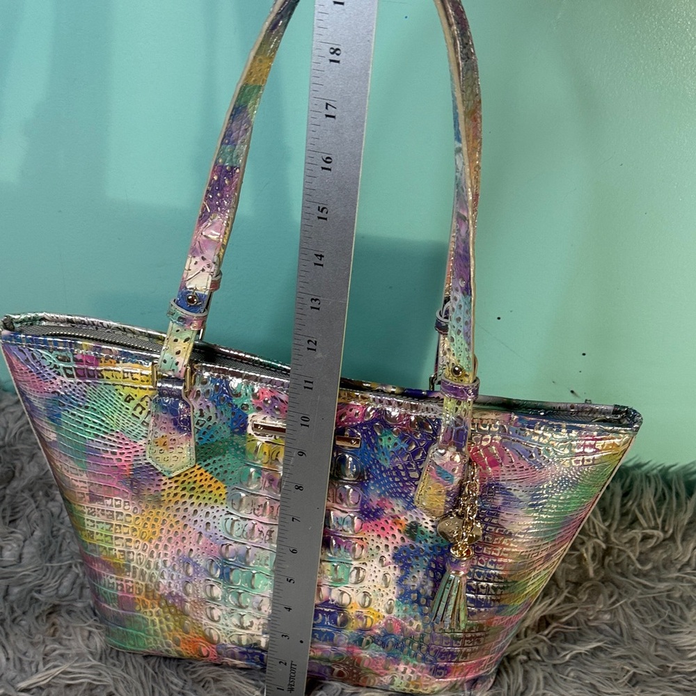 Authenticated Brahmin Medium Asher Chromatic Melb… - image 9